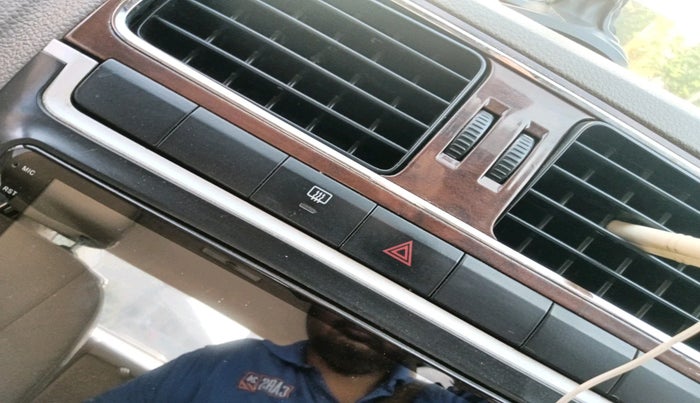 2013 Skoda Rapid AMBITION 1.6 TDI CR MT, Diesel, Manual, 1,11,069 km, interior