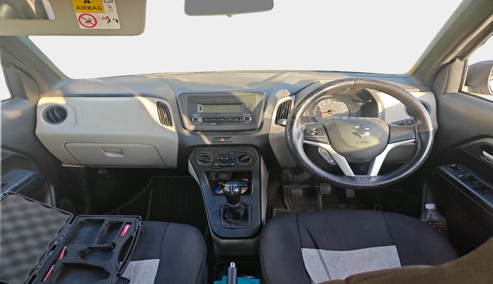 2023 Maruti New Wagon-R ZXI 1.2, Petrol, Manual, 15,970 km, interior