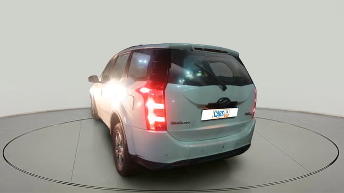 2013 Mahindra XUV500 W8, Diesel, Manual, 2,43,321 km, exterior