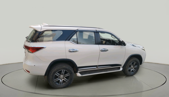 2018 Toyota Fortuner 2.8 4X2 MT, Diesel, Manual, 1,71,198 km, exterior