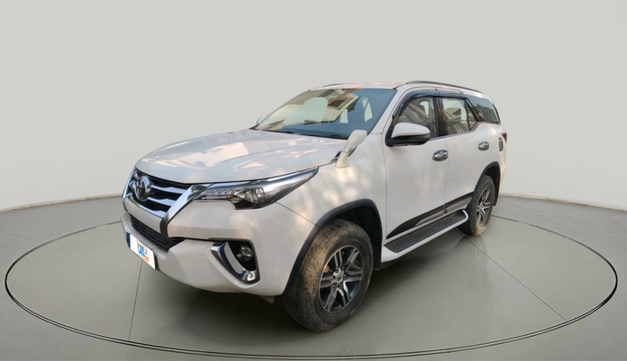 2018 Toyota Fortuner 2.8 4X2 MT, Diesel, Manual, 1,71,198 km, exterior