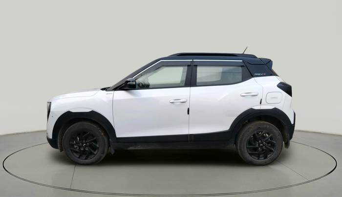 2025 Mahindra XUV 3XO REVX A 1.2 Petrol MT, Petrol, Manual, 13,075 km, exterior