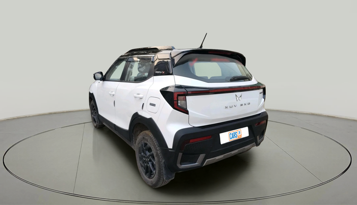 2025 Mahindra XUV 3XO REVX A 1.2 Petrol MT, Petrol, Manual, 13,075 km, exterior