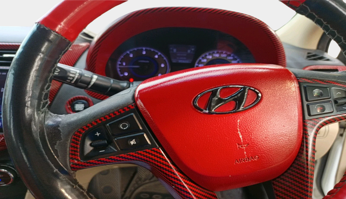 2012 Hyundai Verna FLUIDIC 1.6 CRDI SX, Diesel, Manual, 90,466 km, interior