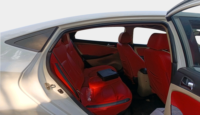 2012 Hyundai Verna FLUIDIC 1.6 CRDI SX, Diesel, Manual, 90,466 km, interior