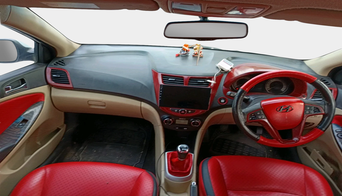 2012 Hyundai Verna FLUIDIC 1.6 CRDI SX, Diesel, Manual, 90,466 km, interior