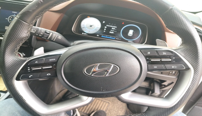 2021 Hyundai ALCAZAR PLATINUM(O) 7STR 1.5 AT, Diesel, Automatic, 1,32,856 km, interior