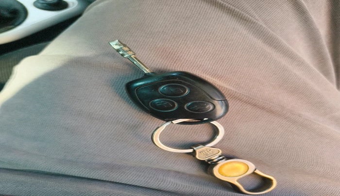 2013 Ford Figo ZXI 1.2 PETROL, Petrol, Manual, 74,600 km, interior