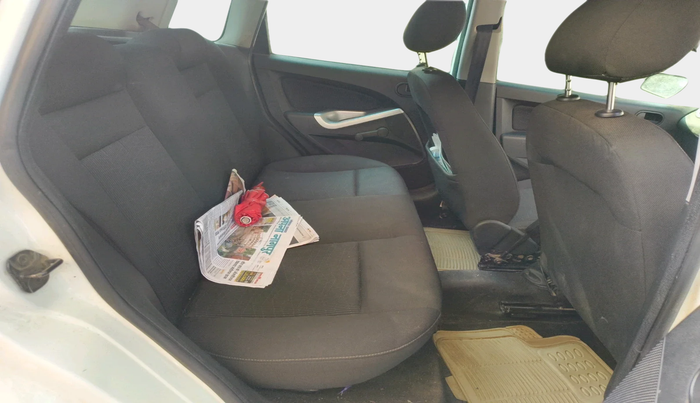 2013 Ford Figo ZXI 1.2 PETROL, Petrol, Manual, 74,600 km, interior