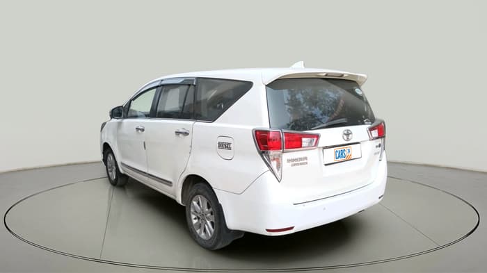 2017 Toyota Innova Crysta 2.4 ZX 7 STR, Diesel, Manual, 1,15,630 km, exterior
