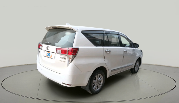 2017 Toyota Innova Crysta 2.4 ZX 7 STR, Diesel, Manual, 1,15,630 km, exterior