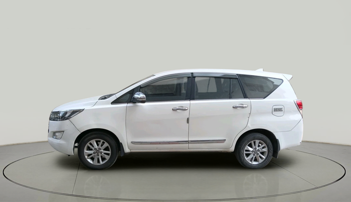 2017 Toyota Innova Crysta 2.4 ZX 7 STR, Diesel, Manual, 1,15,630 km, exterior