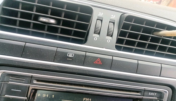 2013 Volkswagen Vento HIGHLINE DIESEL 1.6, Diesel, Manual, 1,77,450 km, interior