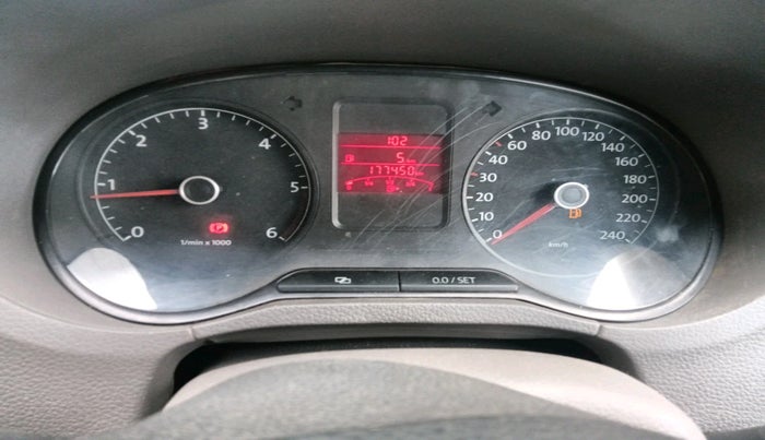 2013 Volkswagen Vento HIGHLINE DIESEL 1.6, Diesel, Manual, 1,77,450 km, interior