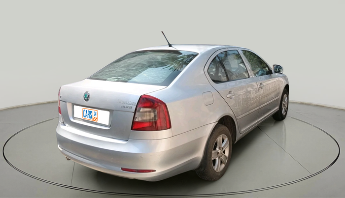 2011 Skoda Laura AMBIENTE 2.0 TDI CR MT, Diesel, Manual, 2,85,599 km, exterior