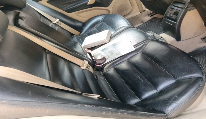 2011 Skoda Laura AMBIENTE 2.0 TDI CR MT, Diesel, Manual, 2,85,599 km, interior