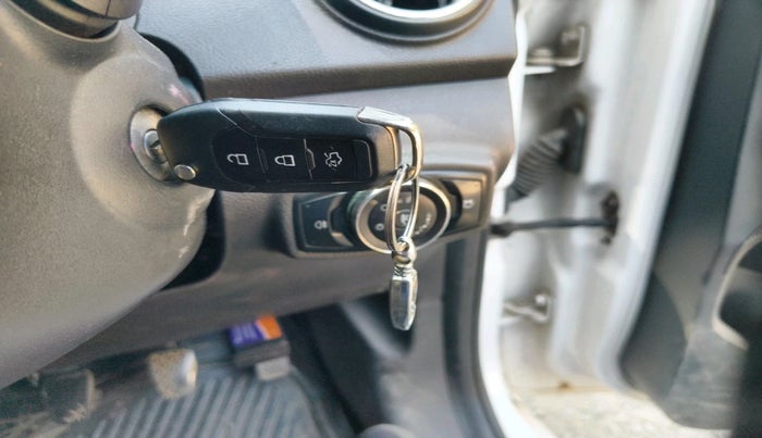 2015 Ford Figo Aspire TREND 1.5 DIESEL, Diesel, Manual, 1,15,600 km, interior