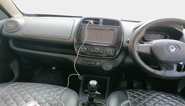 2016 Renault Kwid RXT 1.0, Petrol, Manual, 75,184 km, interior