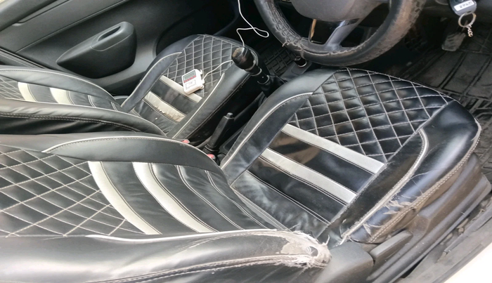 2016 Renault Kwid RXT 1.0, Petrol, Manual, 75,184 km, interior