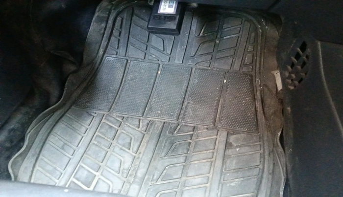 2016 Renault Kwid RXT 1.0, Petrol, Manual, 75,184 km, interior