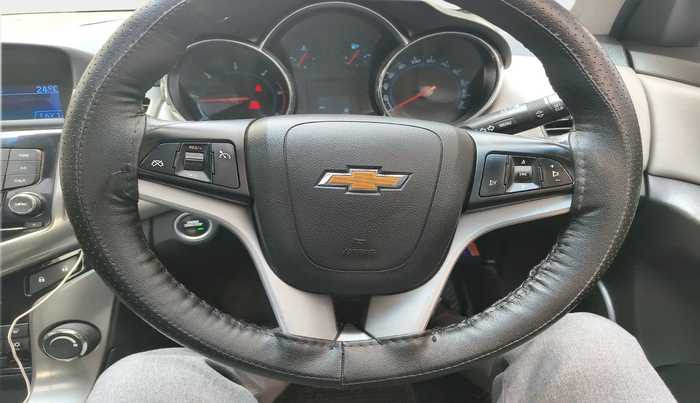 2015 Chevrolet Cruze LTZ, Diesel, Manual, 81,252 km, interior