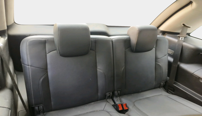 2018 Tata Hexa XT 4X2 6 STR, Diesel, Manual, 3,95,607 km, interior