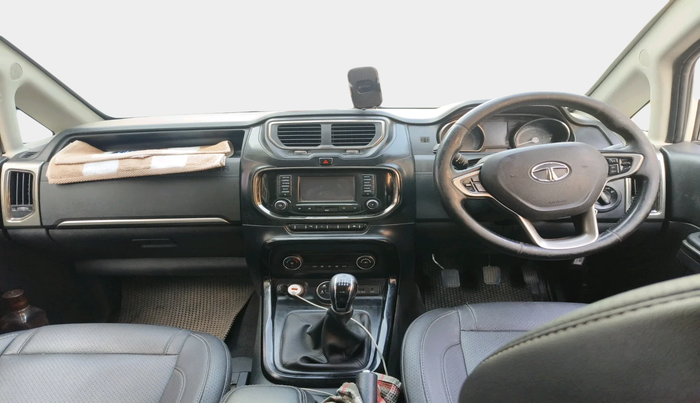 2018 Tata Hexa XT 4X2 6 STR, Diesel, Manual, 3,95,607 km, interior