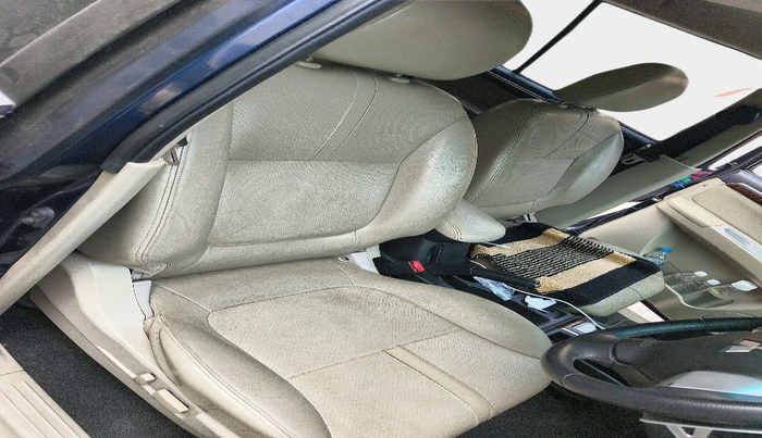 2015 Mitsubishi Pajero Sport 2.5 AT 4X2, Diesel, Automatic, 64,275 km, interior