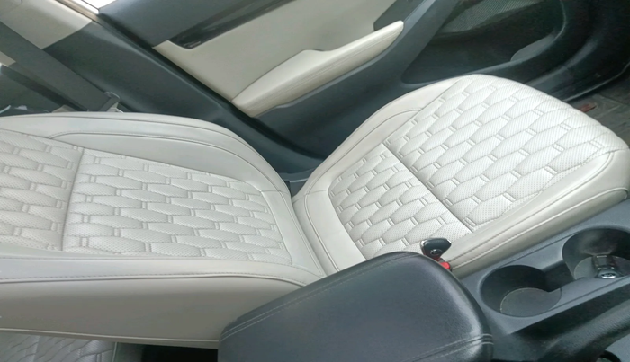 2020 KIA SELTOS HTX PLUS AT1.5 DIESEL, Diesel, Automatic, 1,23,676 km, interior