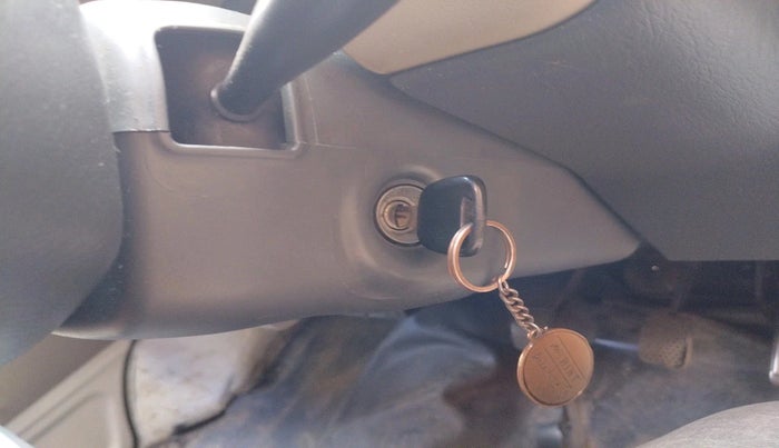 2012 Maruti Eeco 5 STR WITH A/C+HTR, Petrol, Manual, 66,913 km, interior