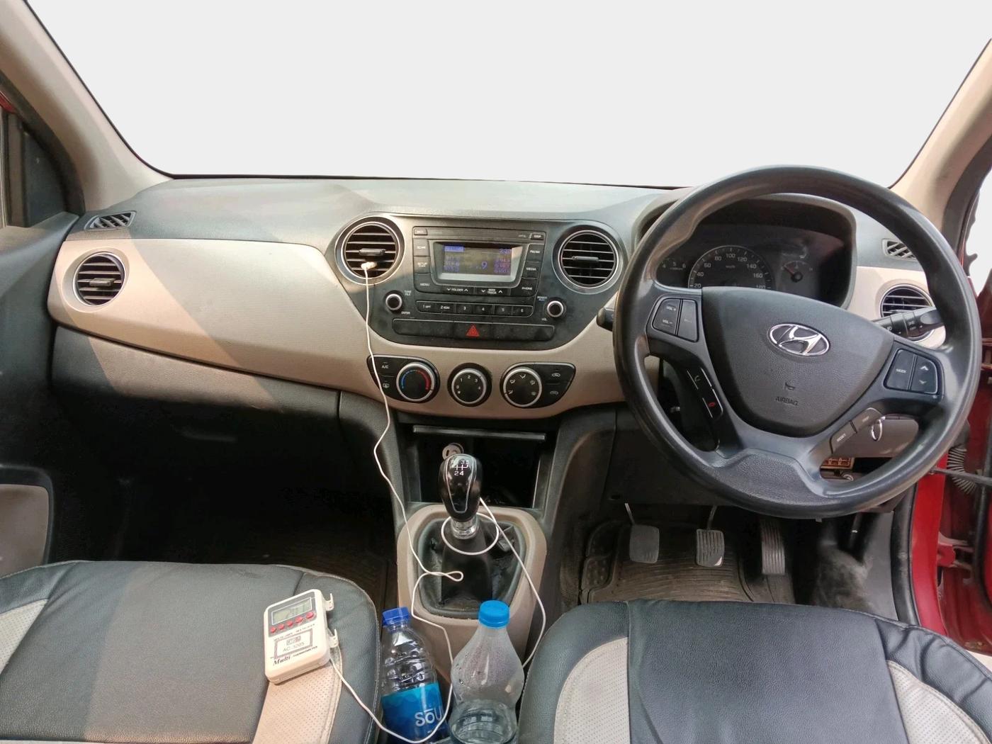 2016 Hyundai Xcent S 1.1 CRDI, Diesel, Manual, 1,33,542 km, interior