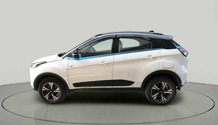 2023 Tata NEXON EV MAX XZ PLUS LUX, Electric, Automatic, 40,012 km, exterior