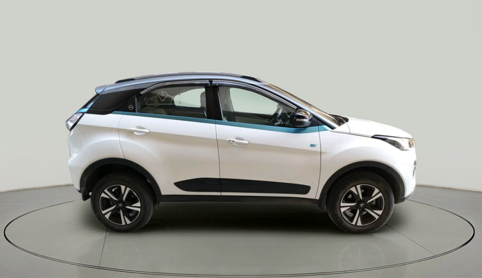 2023 Tata NEXON EV MAX XZ PLUS LUX, Electric, Automatic, 40,012 km, exterior