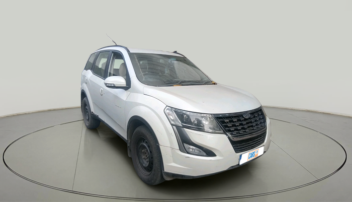 2018 Mahindra XUV500 W7, Diesel, Manual, 64,758 km, exterior