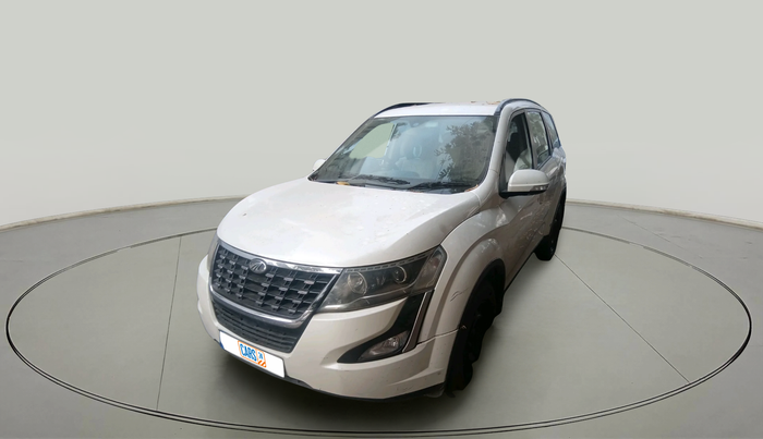 2018 Mahindra XUV500 W7, Diesel, Manual, 64,758 km, exterior