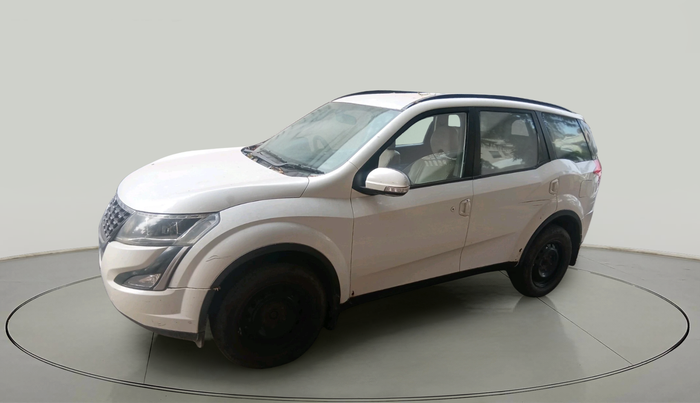 2018 Mahindra XUV500 W7, Diesel, Manual, 64,758 km, exterior