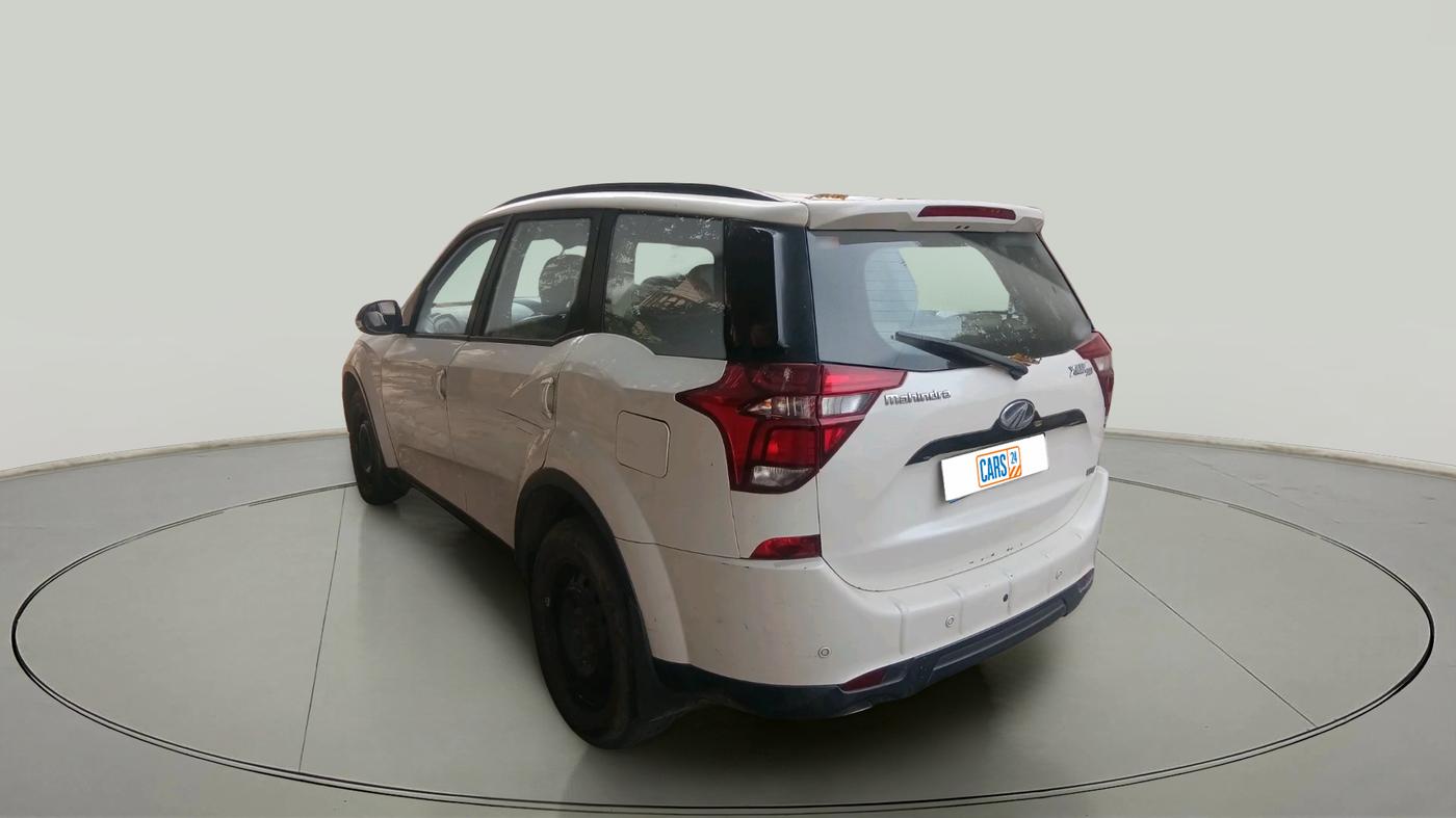 2018 Mahindra XUV500 W7, Diesel, Manual, 64,900 km, exterior