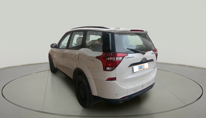 2018 Mahindra XUV500 W7, Diesel, Manual, 64,758 km, exterior