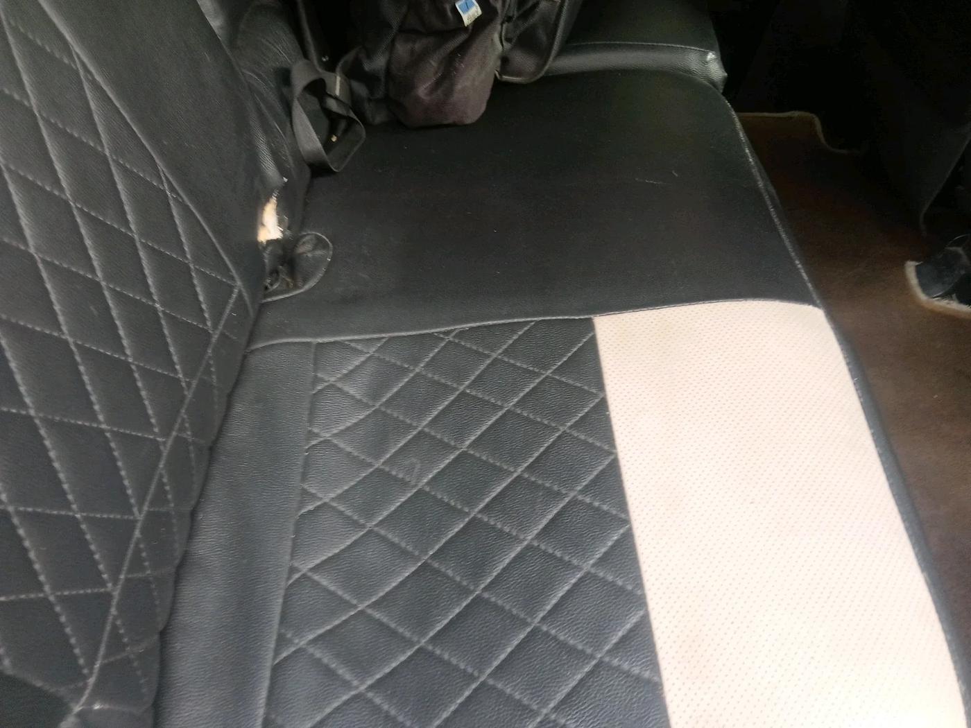 2018 Mahindra XUV500 W7, Diesel, Manual, 64,900 km, interior