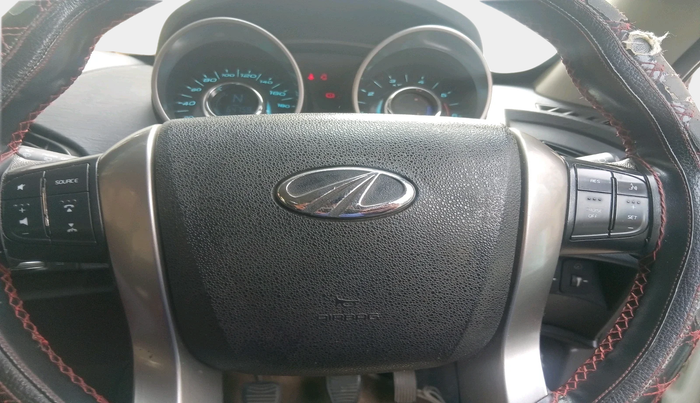 2018 Mahindra XUV500 W7, Diesel, Manual, 64,758 km, interior