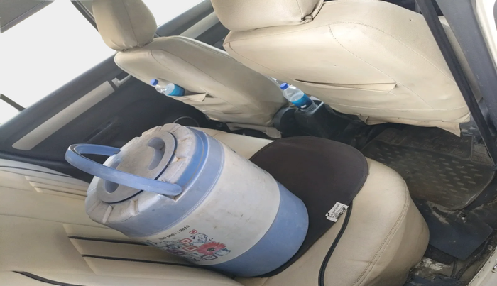 2011 Maruti Swift VDI, Diesel, Manual, 2,84,003 km, interior