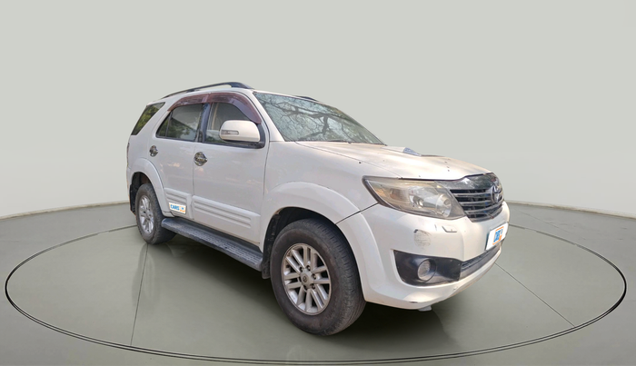 2012 Toyota Fortuner 3.0 4X4 MT, Diesel, Manual, 2,97,521 km, exterior
