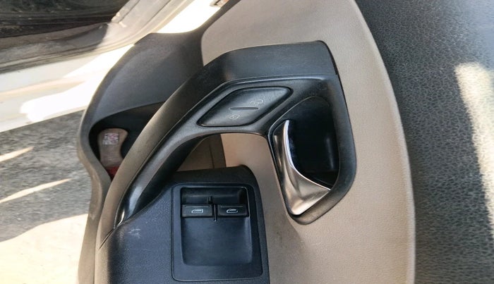 2011 Volkswagen Polo TRENDLINE 1.2L DIESEL, Diesel, Manual, 49,742 km, interior