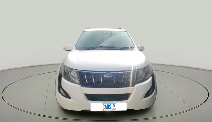 2017 Mahindra XUV500 W6, Diesel, Manual, 84,365 km, exterior