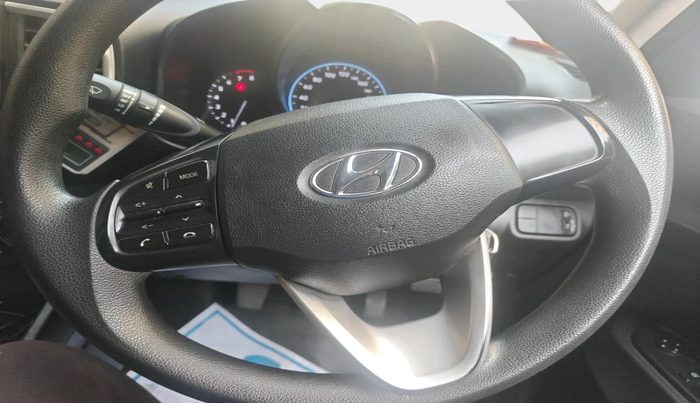 2019 Hyundai VENUE S 1.2, Petrol, Manual, 59,112 km, interior