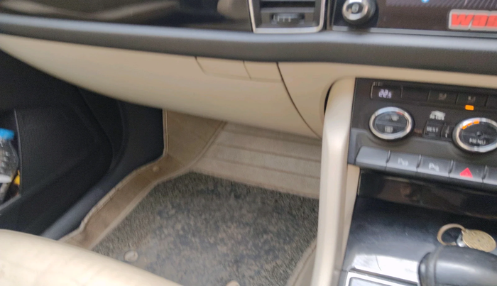 2018 Skoda Kodiaq STYLE 2.0 TDI 4X4 AT, Diesel, Automatic, 1,56,158 km, interior