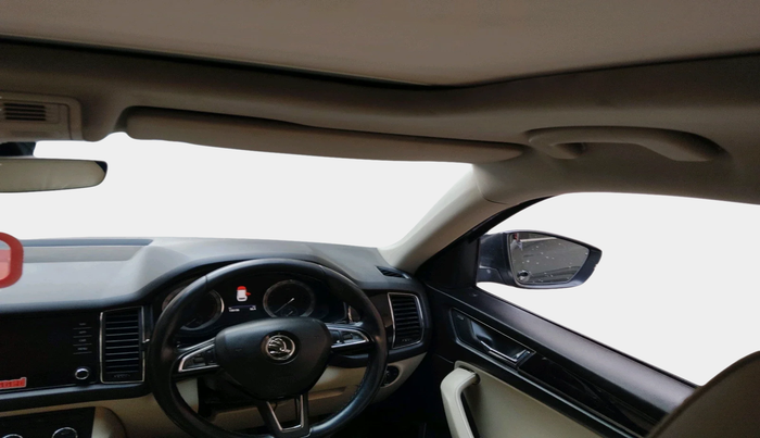 2018 Skoda Kodiaq STYLE 2.0 TDI 4X4 AT, Diesel, Automatic, 1,56,158 km, interior