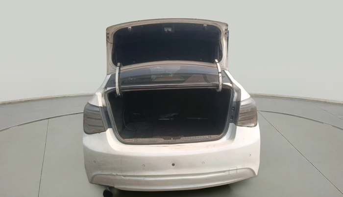 2014 Chevrolet Cruze LTZ AT, Diesel, Automatic, 9,99,999 km, exterior