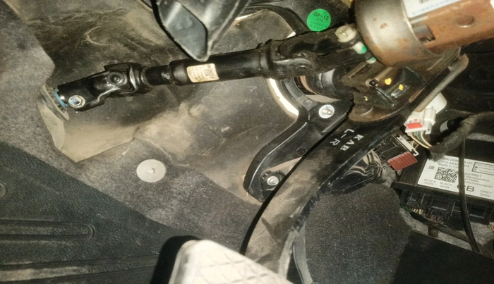 2014 Chevrolet Cruze LTZ AT, Diesel, Automatic, 9,99,999 km, interior