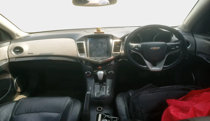 2014 Chevrolet Cruze LTZ AT, Diesel, Automatic, 9,99,999 km, interior